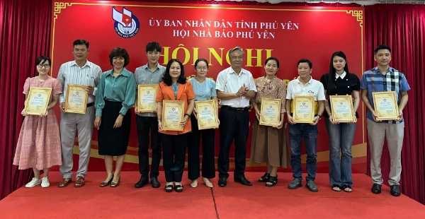 Hình ảnh cho bài viết Tiếp tục phát huy hiệu quả hoạt động của Hội Nhà báo tỉnh trong tình hình mới